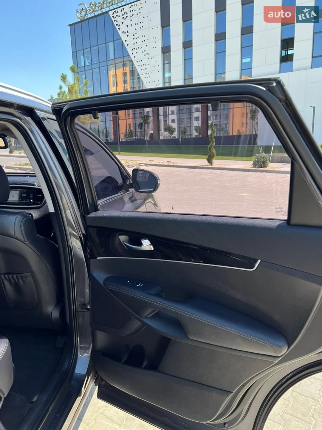 2018 Kia Sorento - мініатюра 16