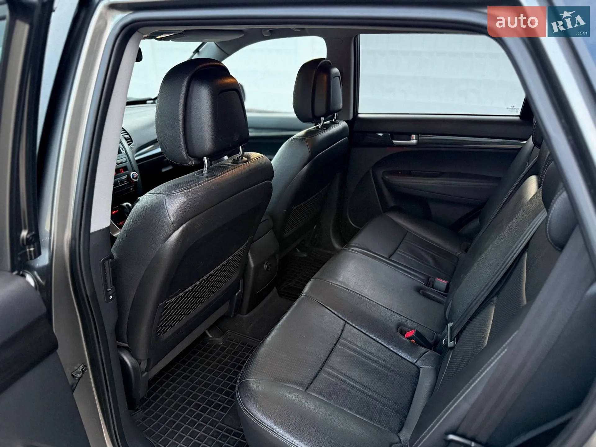 2011 Kia Sorento - мініатюра 36
