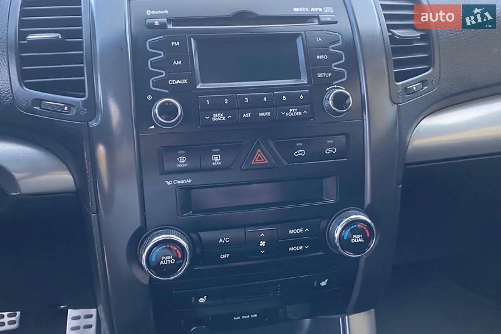 2011 Kia Sorento - мініатюра 14