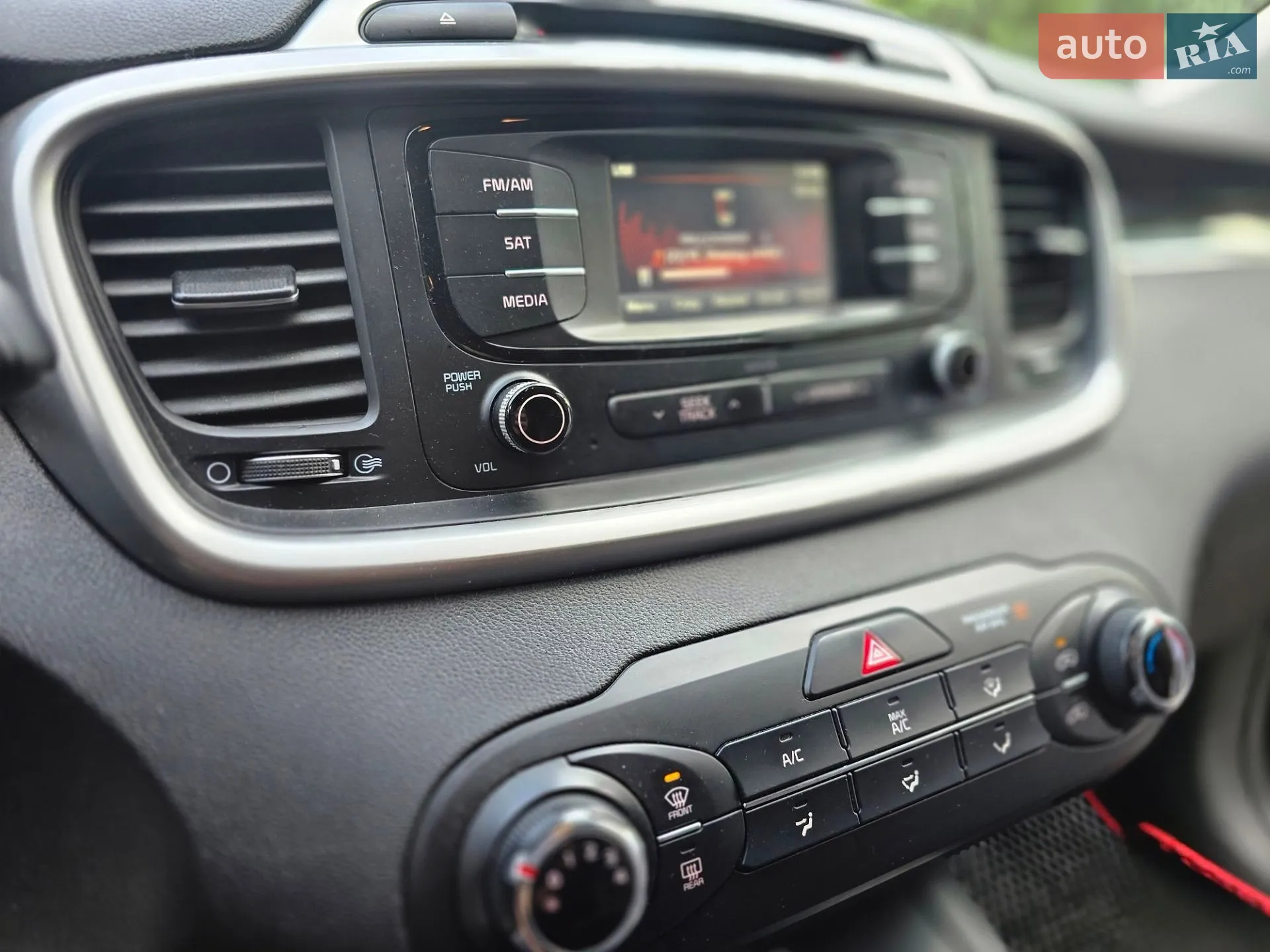 2015 Kia Sorento - мініатюра 26