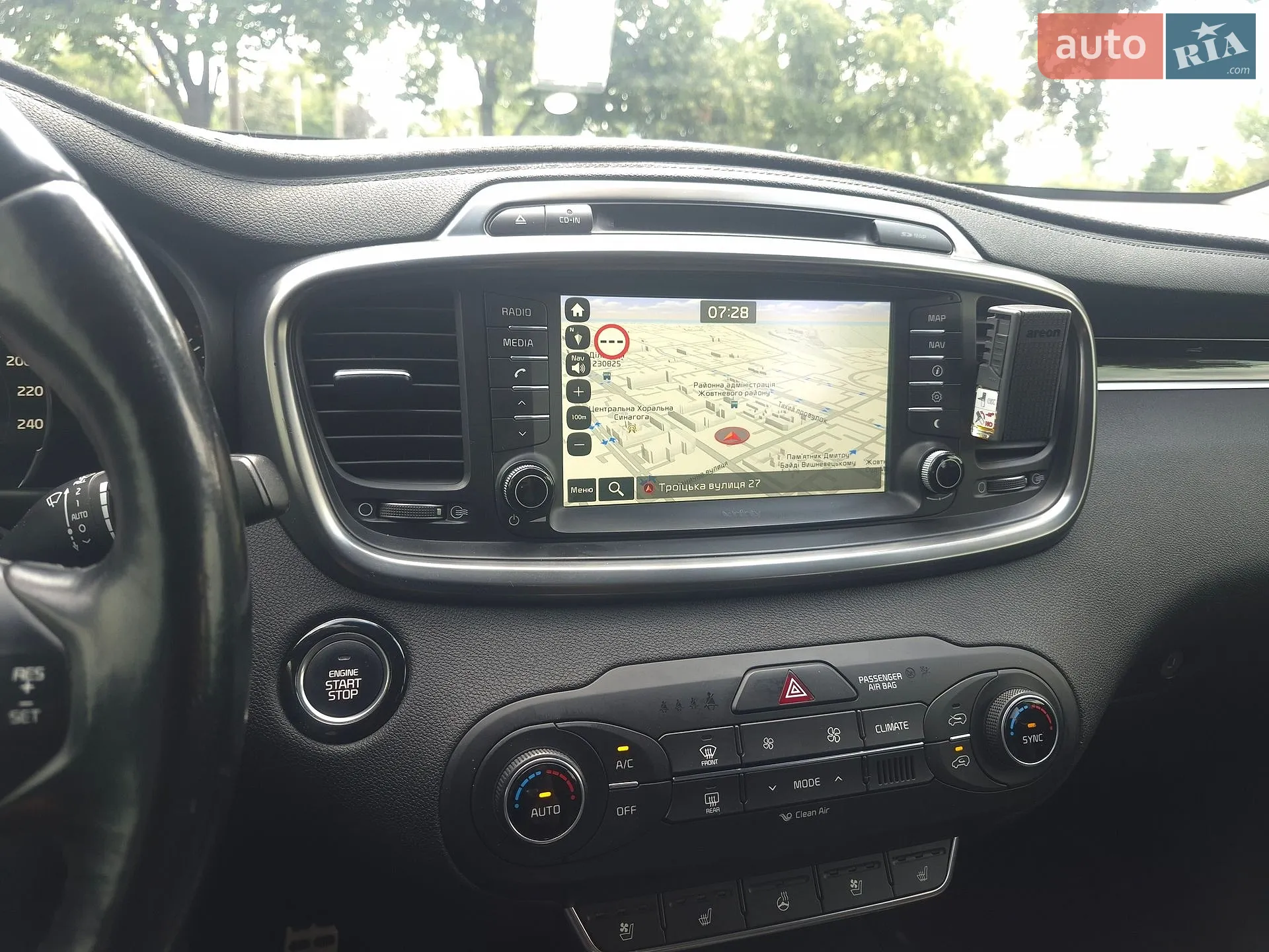 2015 Kia Sorento - мініатюра 14