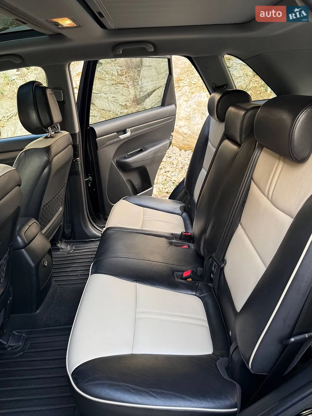 2010 Kia Sorento - мініатюра 16