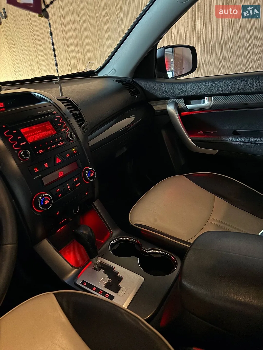2010 Kia Sorento - мініатюра 21