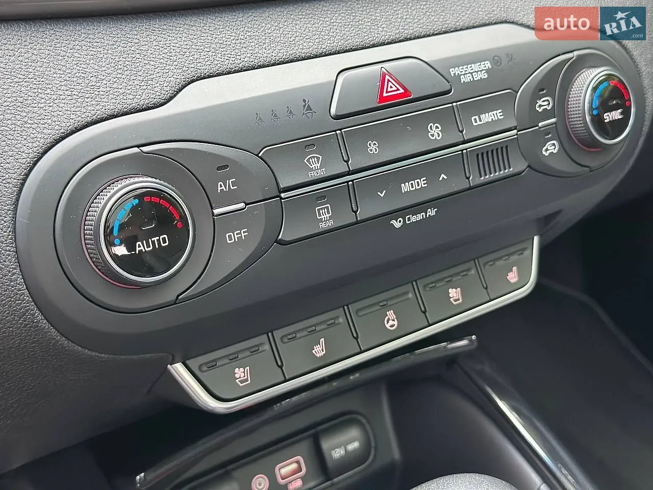 2015 Kia Sorento - мініатюра 11