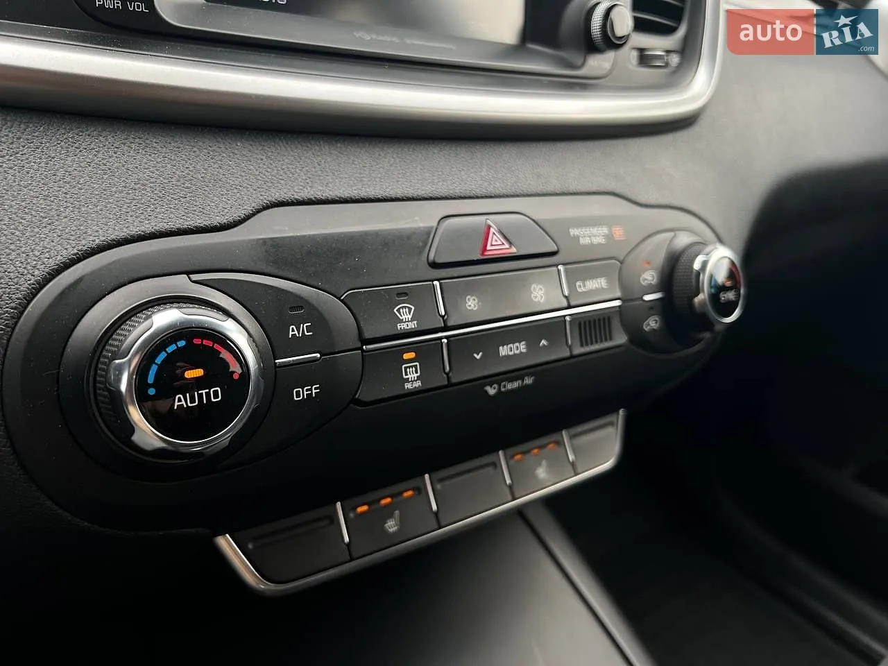 2016 Kia Sorento - мініатюра 23