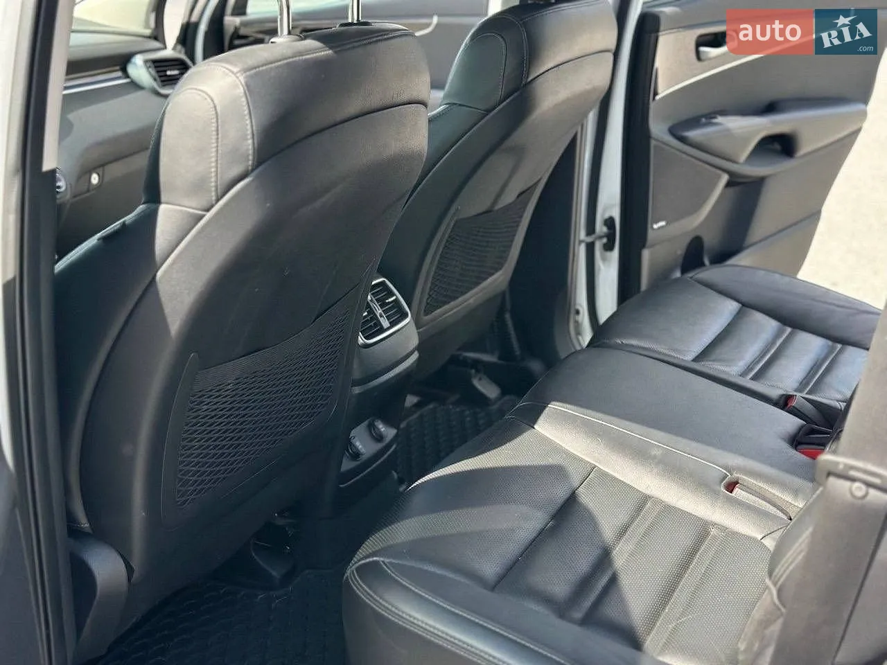 2016 Kia Sorento - мініатюра 14