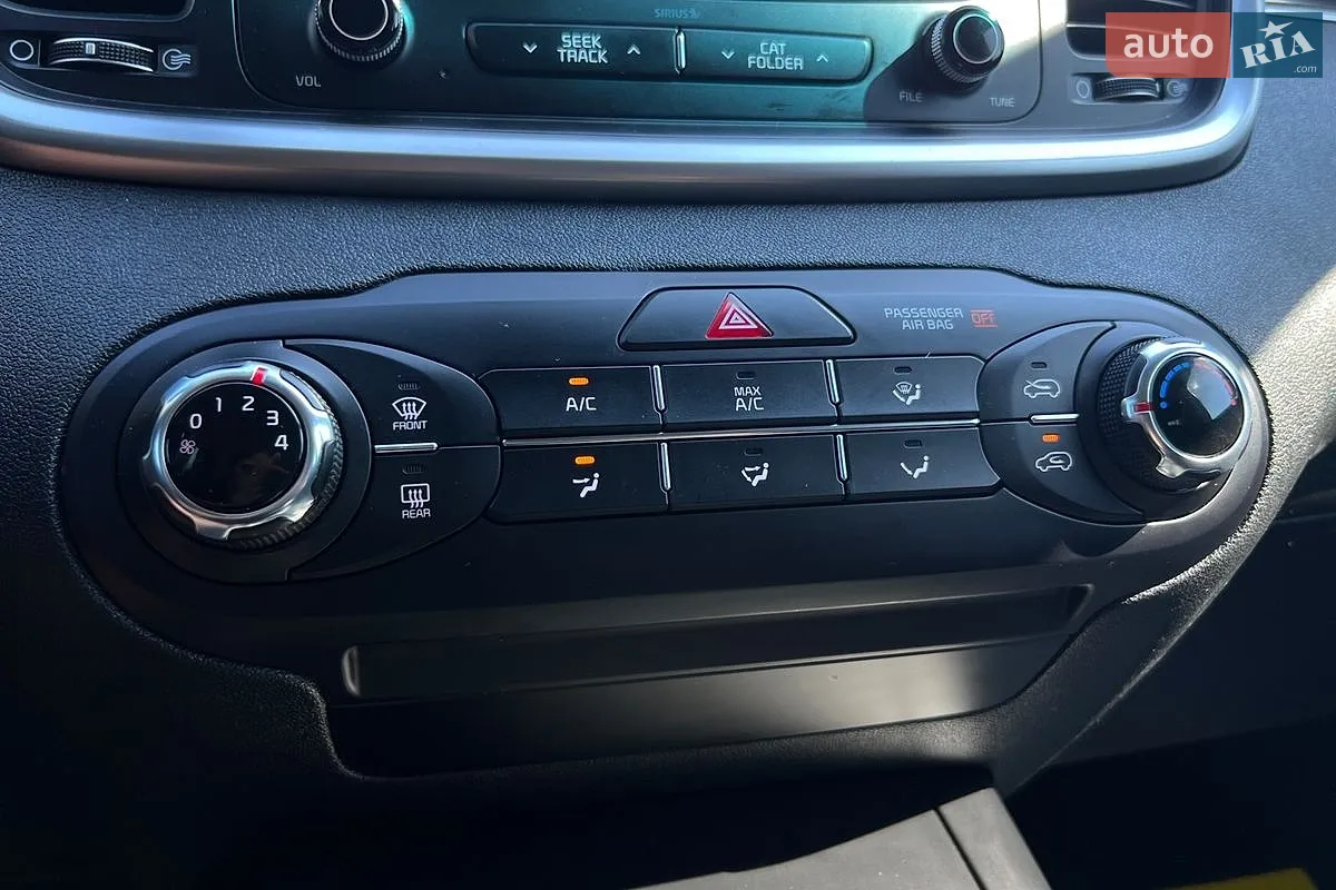 2017 Kia Sorento - мініатюра 14