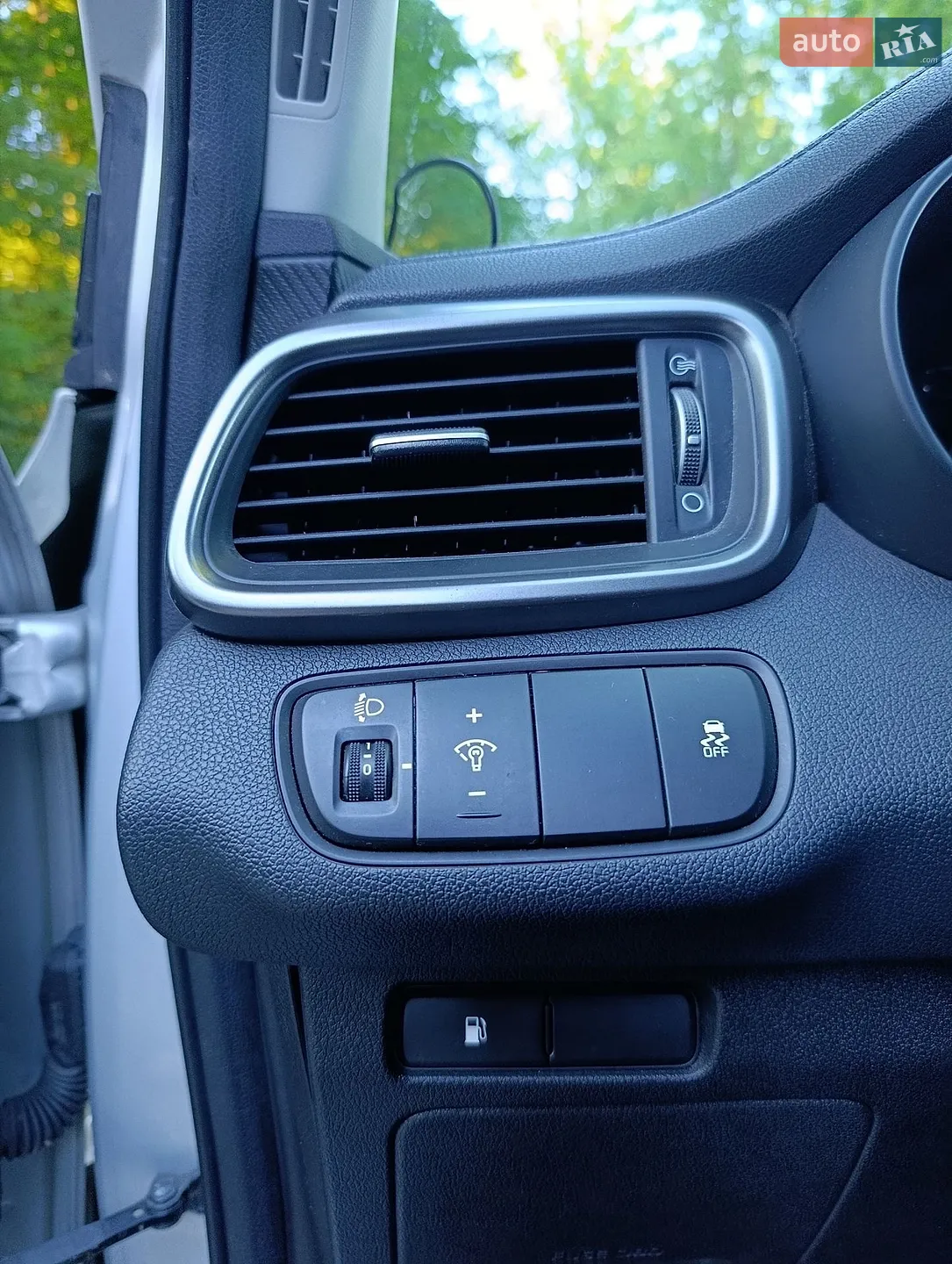 2015 Kia Sorento - мініатюра 139
