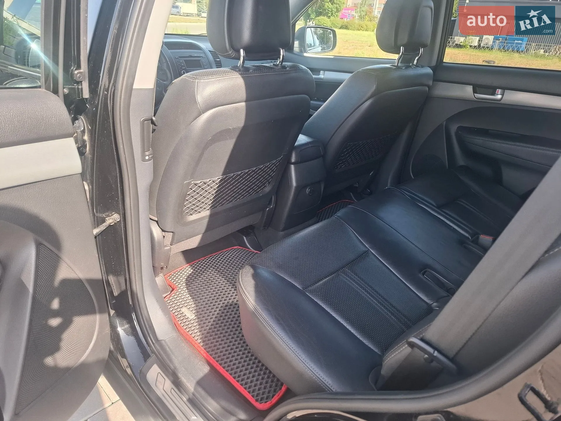 2010 Kia Sorento - мініатюра 22