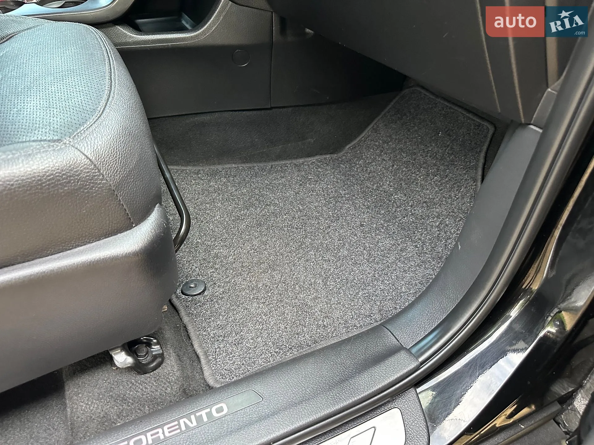 2011 Kia Sorento - мініатюра 194
