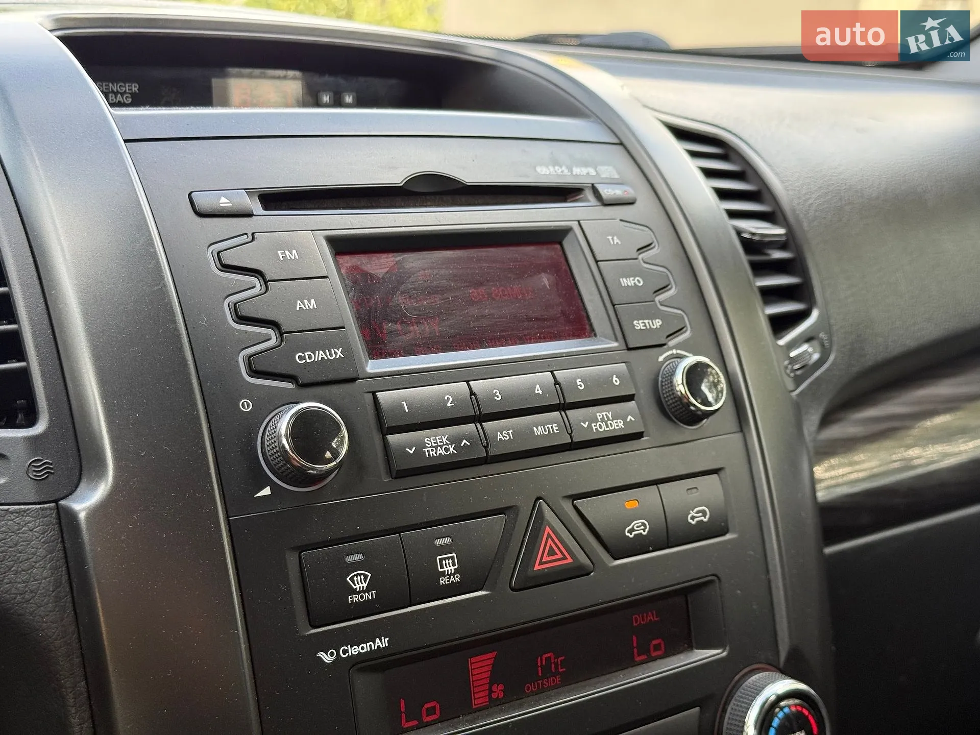 2010 Kia Sorento - мініатюра 26