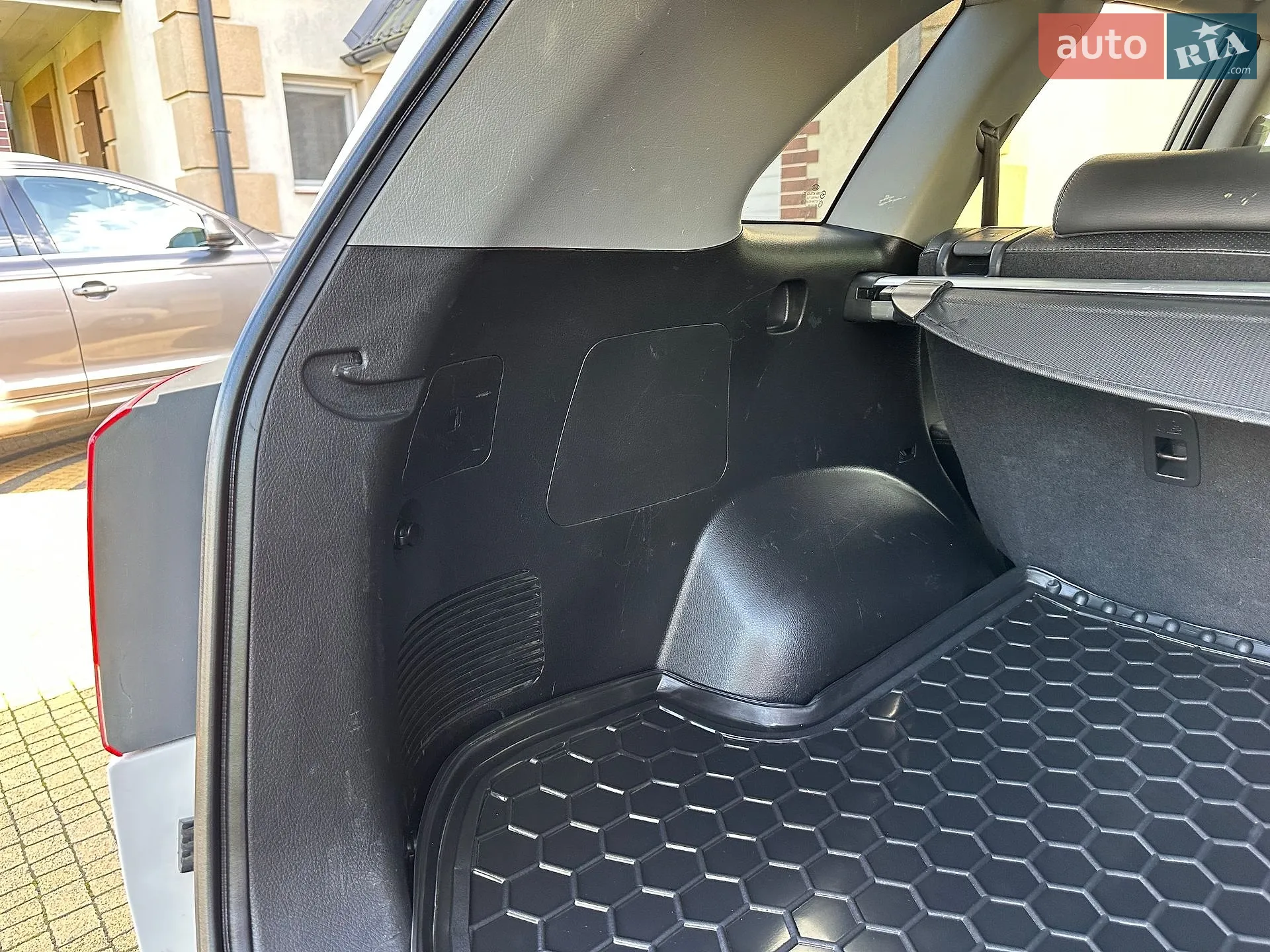 2012 Kia Sorento - мініатюра 172