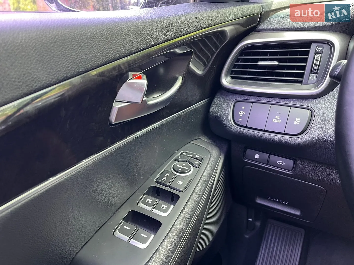 2016 Kia Sorento - мініатюра 106