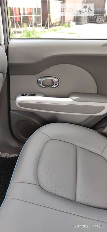 Позашляховик / Кросовер Kia Soul EV 2015 в Сумах фото 18 Позашляховик / Кросовер Kia Soul EV 2015 в Сумах