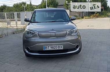 Внедорожник / Кроссовер Kia Soul EV 2015 в Николаеве