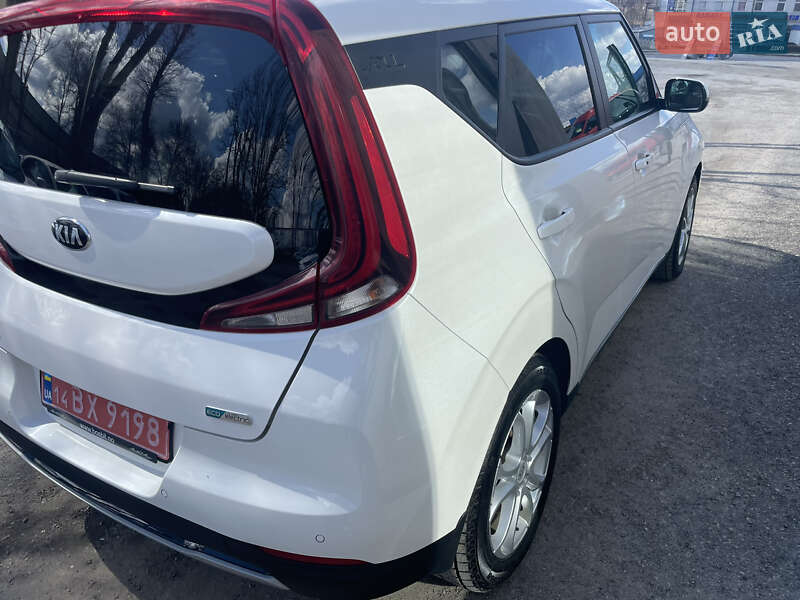 Позашляховик / Кросовер Kia Soul EV 2019 в Тернополі фото 10 Позашляховик / Кросовер Kia Soul EV 2019 в Тернополі