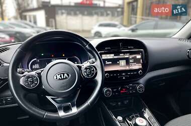 Внедорожник / Кроссовер Kia Soul EV 2020 в 