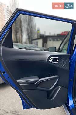 Внедорожник / Кроссовер Kia Soul EV 2020 в 