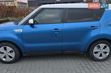 Внедорожник / Кроссовер Kia Soul EV 2014 в Ужгороде