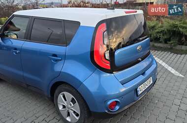 Внедорожник / Кроссовер Kia Soul EV 2014 в Ужгороде