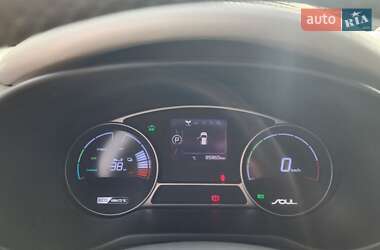 Позашляховик / Кросовер Kia Soul EV 2015 в 