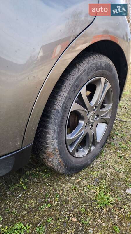 Внедорожник / Кроссовер Kia Soul EV 2015 в Камне-Каширском фото 9 Внедорожник / Кроссовер Kia Soul EV 2015 в Камне-Каширском