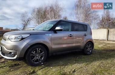 Позашляховик / Кросовер Kia Soul EV 2015 в 