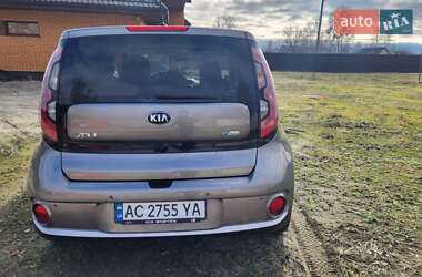 Позашляховик / Кросовер Kia Soul EV 2015 в 