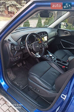 Внедорожник / Кроссовер Kia Soul EV 2020 в 