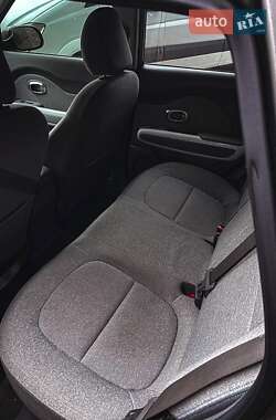 Внедорожник / Кроссовер Kia Soul EV 2015 в 