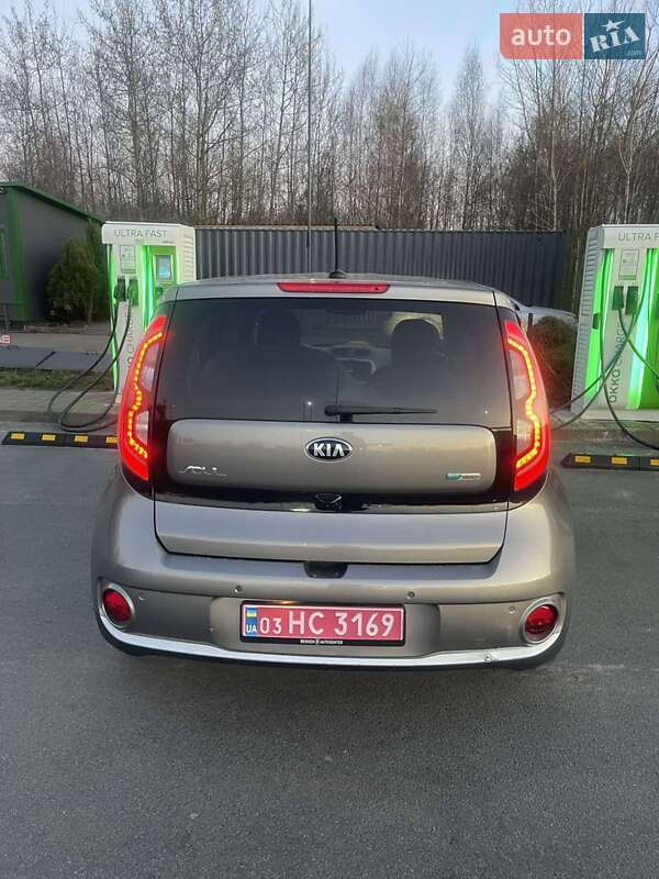 Внедорожник / Кроссовер Kia Soul EV 2014 в Киеве фото 4 Внедорожник / Кроссовер Kia Soul EV 2014 в Киеве