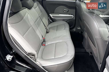 Внедорожник / Кроссовер Kia Soul EV 2017 в 