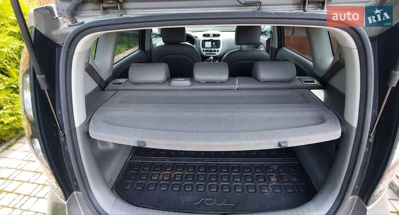 Позашляховик / Кросовер Kia Soul EV 2015 в Дубровиці