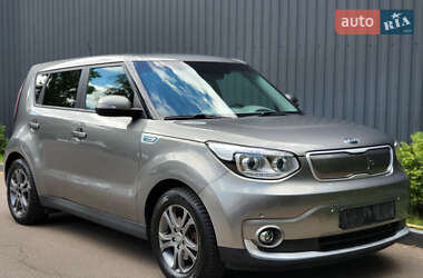 Позашляховик / Кросовер Kia Soul EV 2015 в 