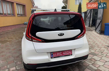 Внедорожник / Кроссовер Kia Soul EV 2019 в 