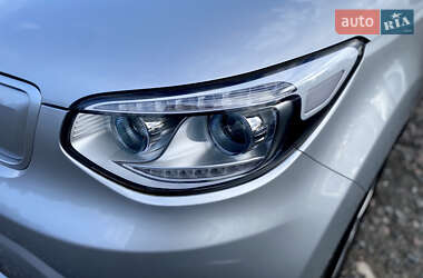 Позашляховик / Кросовер Kia Soul EV 2016 в 