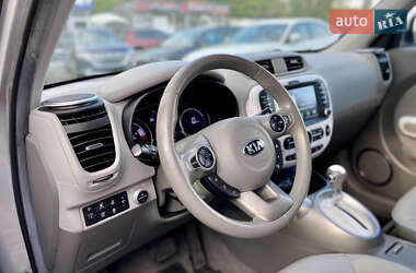 Позашляховик / Кросовер Kia Soul EV 2016 в 