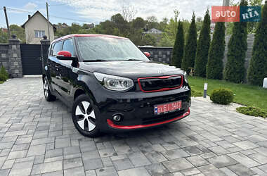 Внедорожник / Кроссовер Kia Soul EV 2015 в 