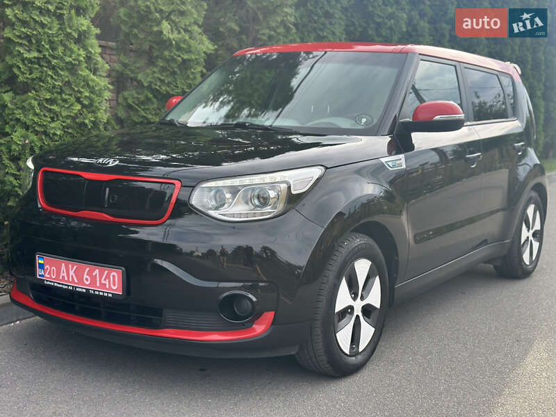 Позашляховик / Кросовер Kia Soul EV 2015 в Вінниці