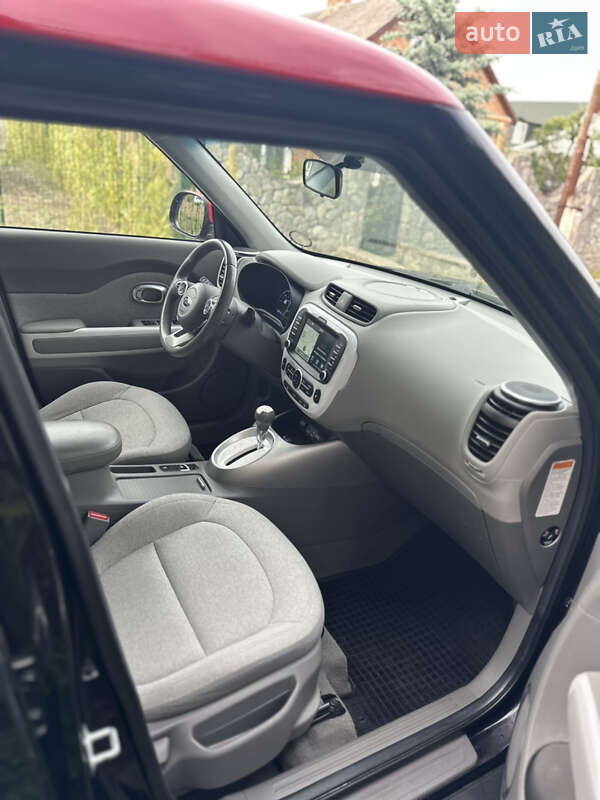 Позашляховик / Кросовер Kia Soul EV 2015 в Вінниці