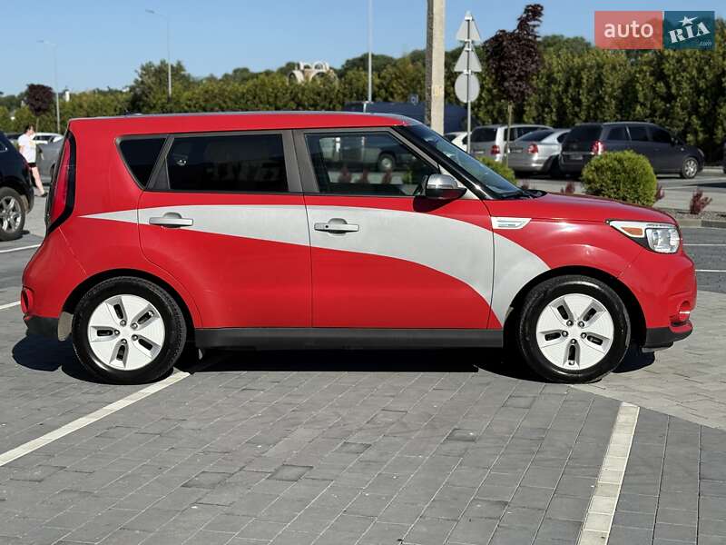Позашляховик / Кросовер Kia Soul EV 2016 в Городку