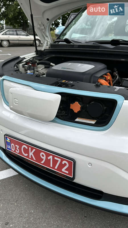 Позашляховик / Кросовер Kia Soul EV 2018 в Чернівцях