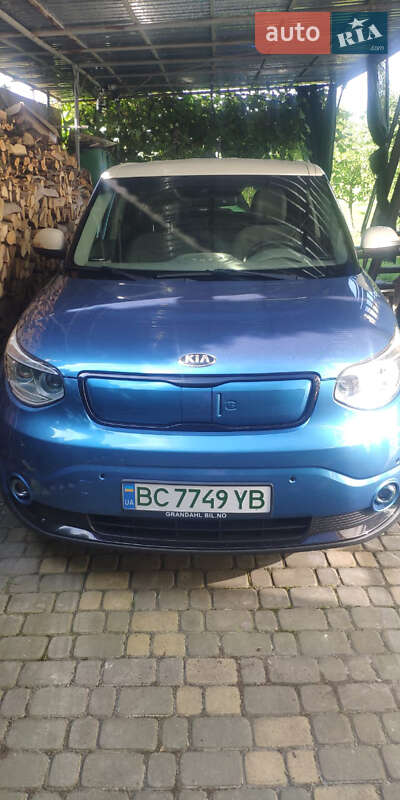 Kia Soul EV 2014