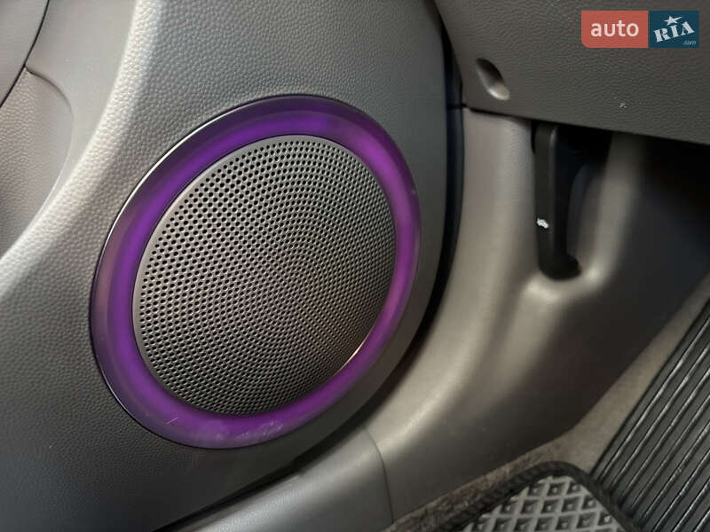 Позашляховик / Кросовер Kia Soul EV 2017 в Дніпрі фото 31 Позашляховик / Кросовер Kia Soul EV 2017 в Дніпрі