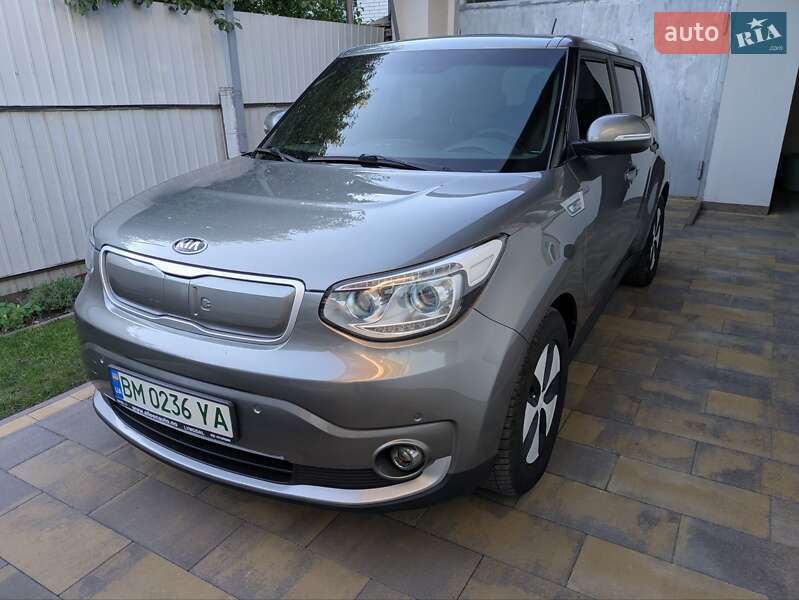 Позашляховик / Кросовер Kia Soul EV 2015 в Сумах фото 4 Позашляховик / Кросовер Kia Soul EV 2015 в Сумах