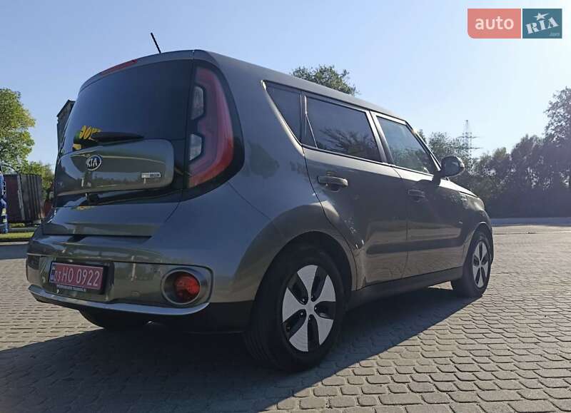 Внедорожник / Кроссовер Kia Soul EV 2015 в Ковеле