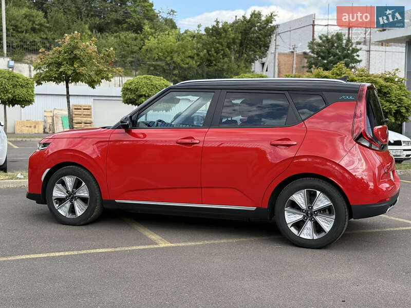 Позашляховик / Кросовер Kia Soul EV 2020 в Рівному