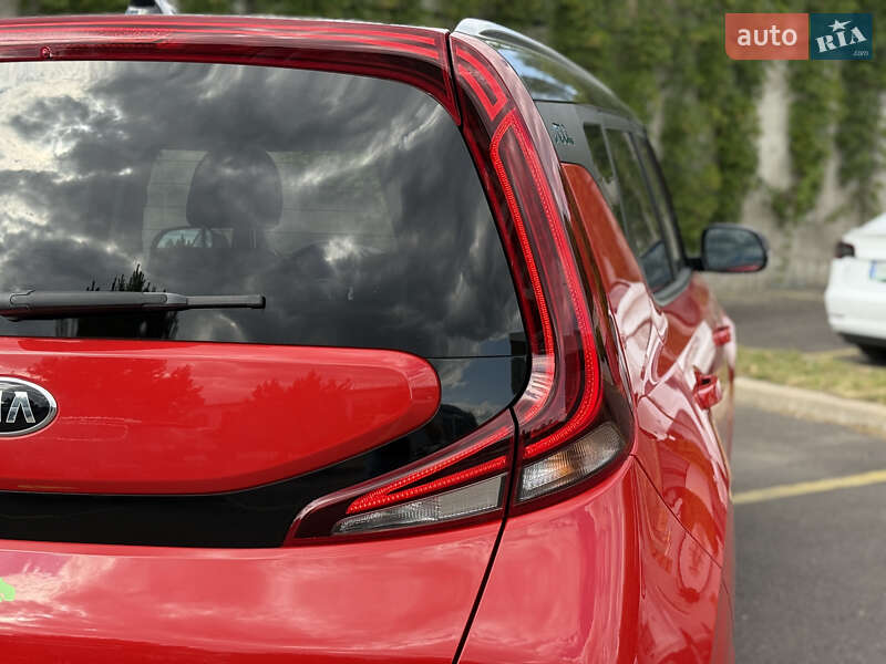 Позашляховик / Кросовер Kia Soul EV 2020 в Рівному