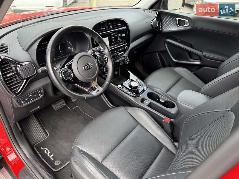 Позашляховик / Кросовер Kia Soul EV 2020 в Рівному