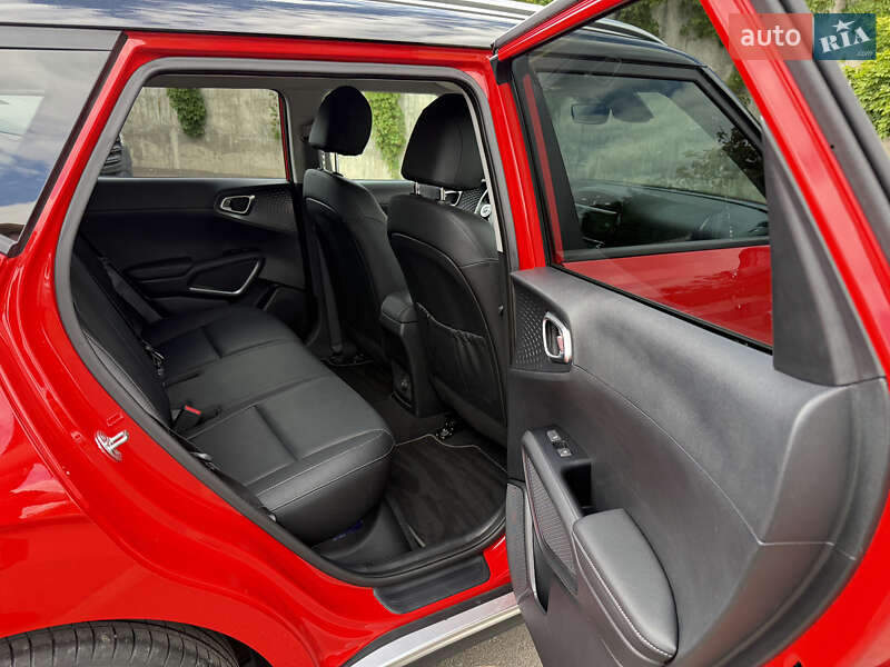 Позашляховик / Кросовер Kia Soul EV 2020 в Рівному